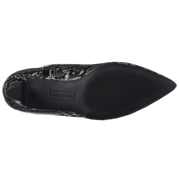 Snake print boot - Picture 5 of 7